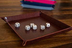  Tacka na kości (dice tray) - #01 Klasyczna brązowa 