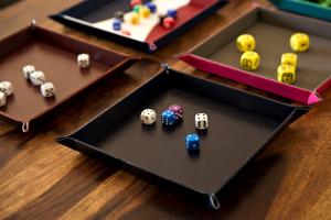  Tacka na kości (dice tray) - #02 Klasyczna granatowa 