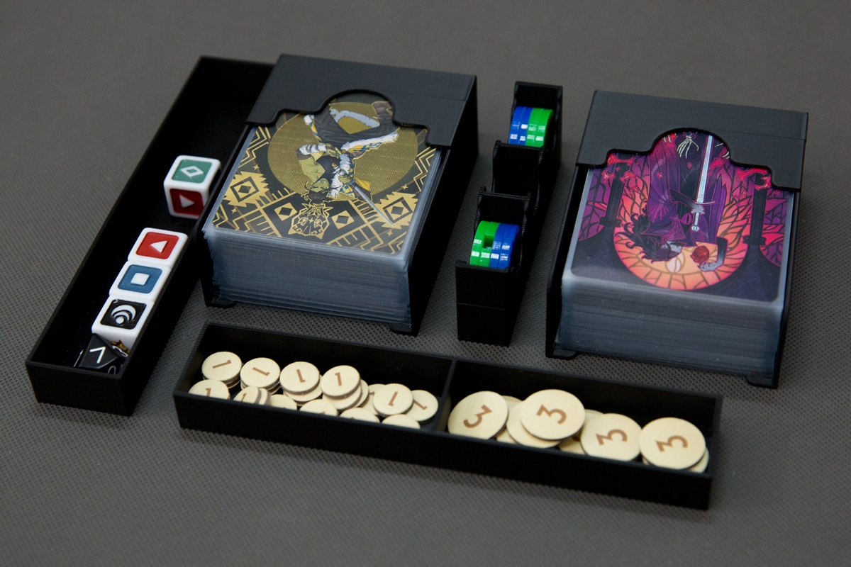 Insert pasujący do gry Kinfire Delve
